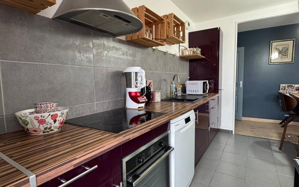 Appartement à vendre    3 pièces • 75,18 m2 Chelles