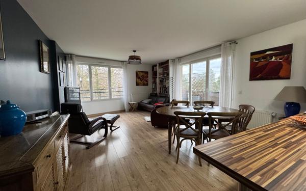 Appartement à vendre    3 pièces • 75,18 m2 Chelles