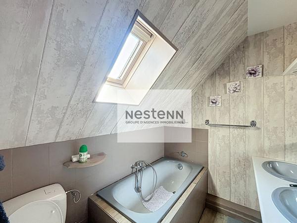 À acheter en Essonne - Maison individuelle - 3 chambres - sous-sol total - jardin - dépendance - vie de plain-pied -10 minutes à pied des commerces - 2 minutes à pied de l'école élémentaire - lycée et collège à proximité - 40 minutes de Paris en RER C.