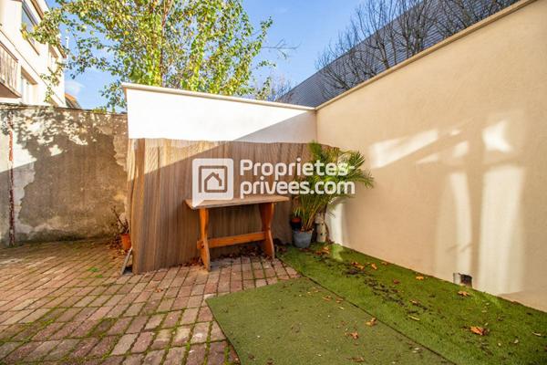 VITRY-SUR-SEINE (94) - Appartement 4 PIÈCES avec COUR PRIVATIVE et STATIONNEMENT SECURISÉ