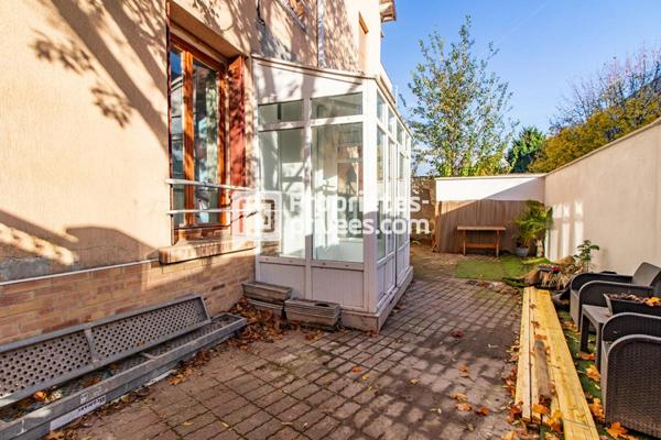 VITRY-SUR-SEINE (94) - Appartement 4 PIÈCES avec COUR PRIVATIVE et STATIONNEMENT SECURISÉ