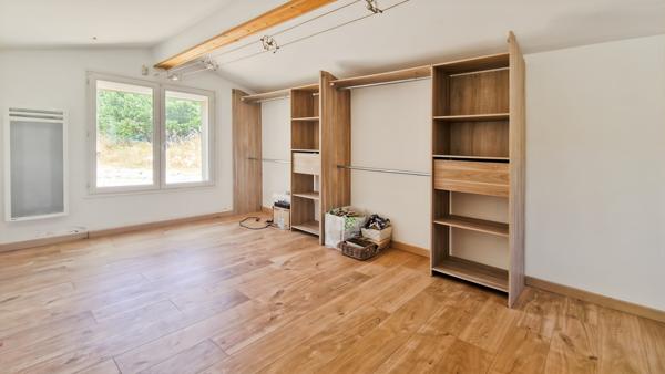 Rochefort-du-Gard (30650) A vendre maison avec piscine à Rochefort du Gard