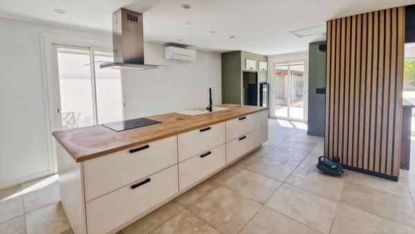 Rochefort-du-Gard (30650) A vendre maison avec piscine à Rochefort du Gard