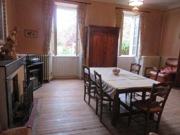 maison de ville avec jardin et garage