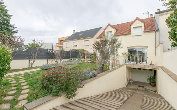 Maison à vendre    6 pièces •  Sucy-en-Brie