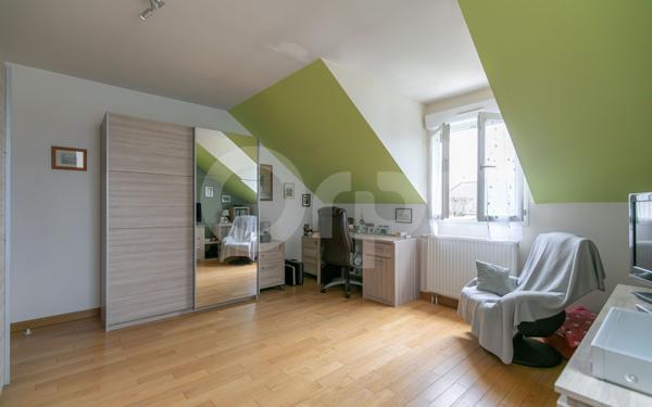 Maison à vendre    6 pièces •  Sucy-en-Brie