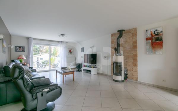 Maison à vendre    6 pièces •  Sucy-en-Brie