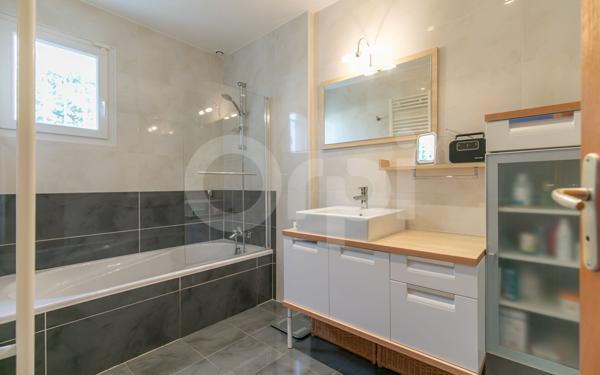 Maison à vendre    6 pièces •  Sucy-en-Brie