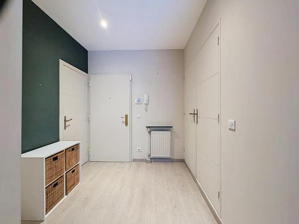T3 – 70 m² – TERRASSE – GARAGE DOUBLE – 69008 – LYON