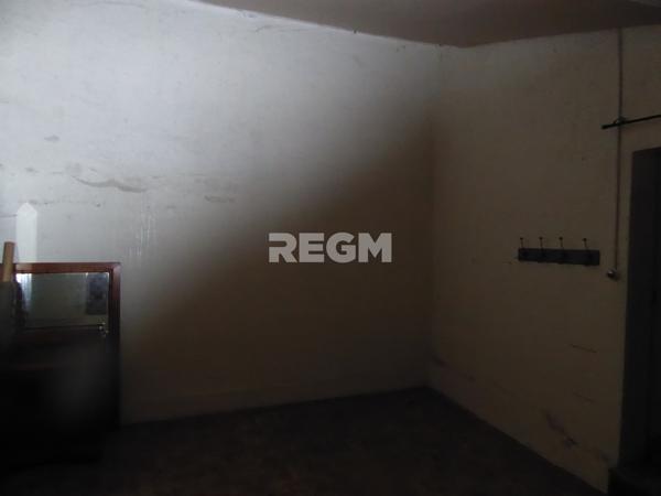 Villetoureix (24600) Esemble Immobilier comprenant, maison d'habitation, grandes dépendances, et terrain de 21900 m²