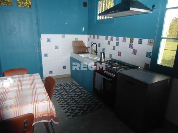 Villetoureix (24600) Esemble Immobilier comprenant, maison d'habitation, grandes dépendances, et terrain de 21900 m²