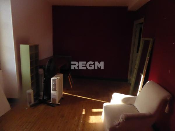 Villetoureix (24600) Esemble Immobilier comprenant, maison d'habitation, grandes dépendances, et terrain de 21900 m²