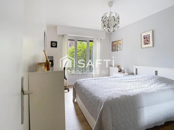 Appartement T5 spacieux avec jardin, à 8 mn du RER