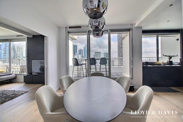 APPARTEMENT DE 160M2 + 50M2 DE TERRASSES EN DERNIER ÉTAGE AVEC VUES EXCEPTIONELLES.