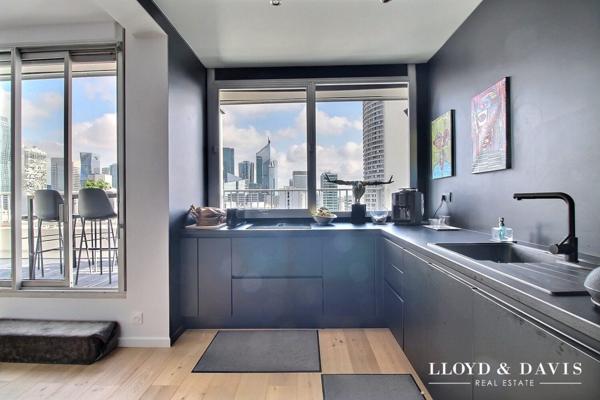 APPARTEMENT DE 160M2 + 50M2 DE TERRASSES EN DERNIER ÉTAGE AVEC VUES EXCEPTIONELLES.