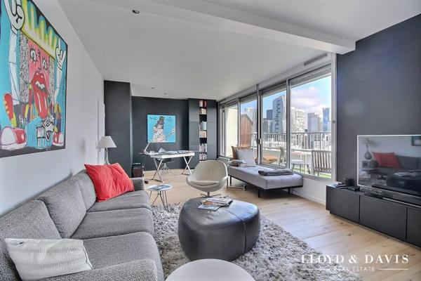 APPARTEMENT DE 160M2 + 50M2 DE TERRASSES EN DERNIER ÉTAGE AVEC VUES EXCEPTIONELLES.