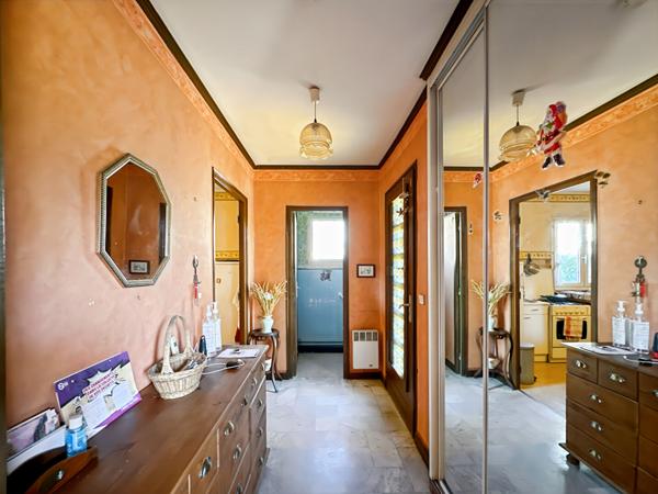 Maison Carrières-sous-poissy 4 pièce(s) 140.12 m2