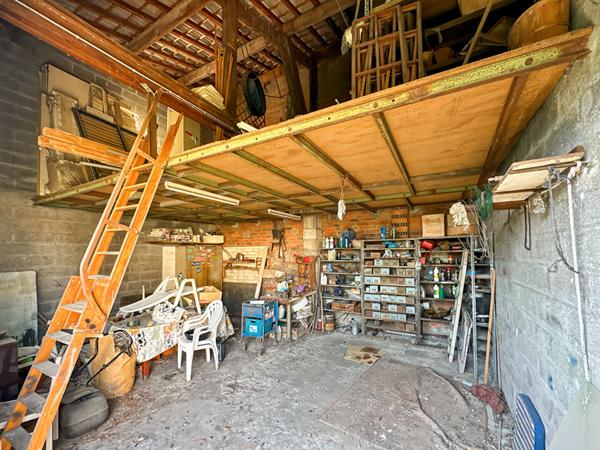 Maison Carrières-sous-poissy 4 pièce(s) 140.12 m2