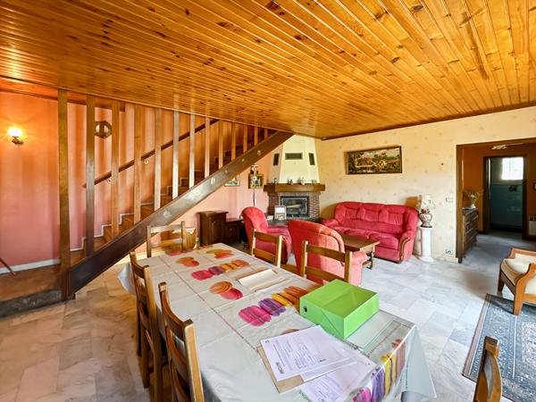 Maison Carrières-sous-poissy 4 pièce(s) 140.12 m2