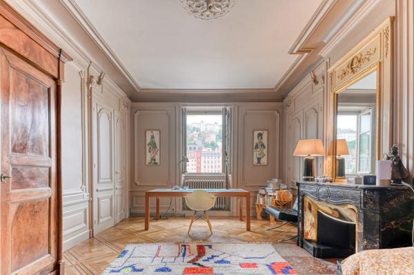 Lyon 2 - Quai Tilsitt - Appartement bourgeois meublé de 200,15 m² - 3 Chambres