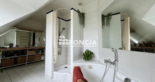 À vendre Maison 6 pièces 141.09 m² - Vannes 56000