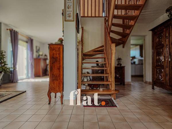 ORVAULT MULONNIERE | LUMINEUX | 4 CHAMBRES | GARAGE | JARDIN | DPE D