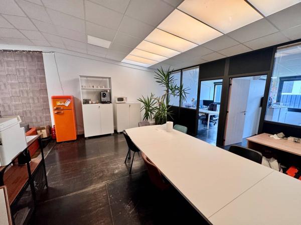 Local d'activité moderne