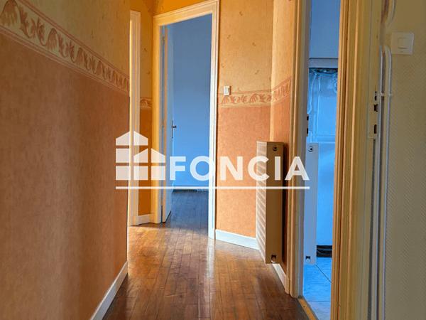 Location Appartement 3 pièces 75 m² - Saint-brieuc 22000