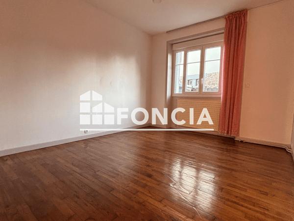 Location Appartement 3 pièces 75 m² - Saint-brieuc 22000