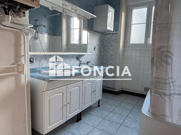 Location Appartement 3 pièces 75 m² - Saint-brieuc 22000