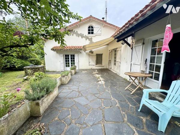 Maison à rénover - Grand Terrain - CHAUMES-EN-RETZ