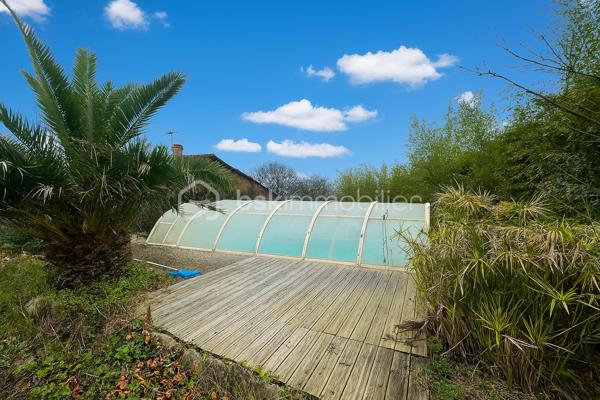 Corps de ferme de 334 m²