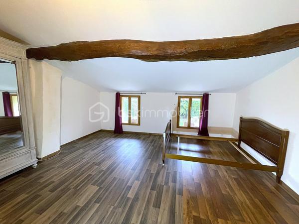 Corps de ferme de 334 m²