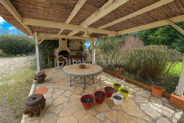 Corps de ferme de 334 m²