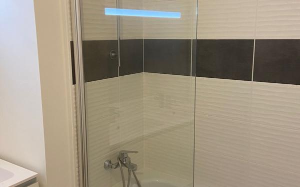 Appartement à louer    3 pièces •  Cogolin