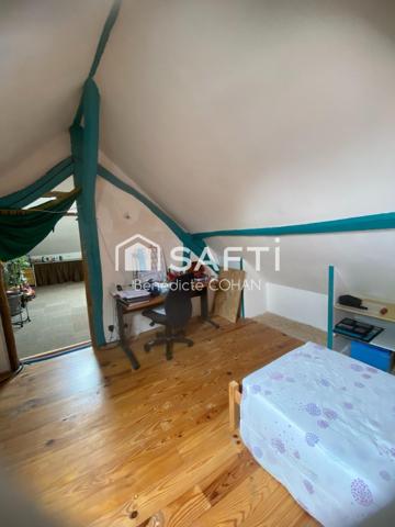 Bel ensemble fort potentiel, 5 chambres, 4 salle d'eau et F2
