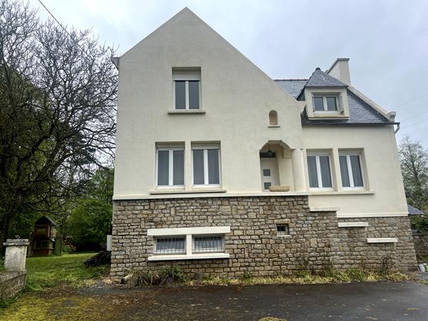 Maison à Ploudaniel 6 pièces - 3 chambres - 185m2 Ploudaniel