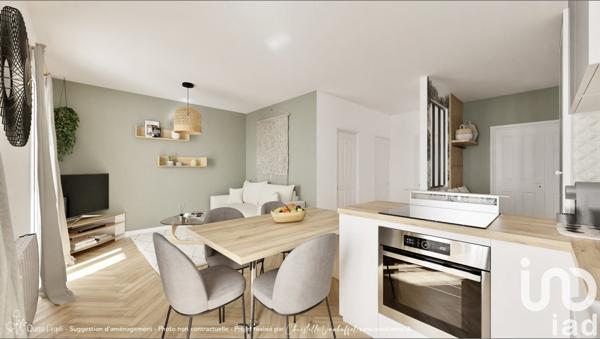 Appartement 3 pièces de 65 m² à Marseille (13006)