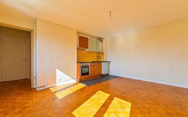 Appartement à vendre    2 pièces • 40,73 m2 Montreuil
