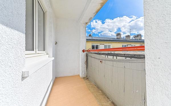Appartement à vendre    2 pièces • 40,73 m2 Montreuil
