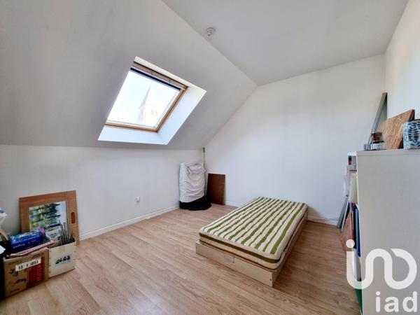 Maison 5 pièces de 205 m² à Oinville-Saint-Liphard (28310)