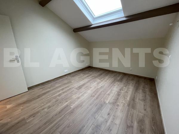 Maison de village  - Garage - jardin, située à Pommeuse !!