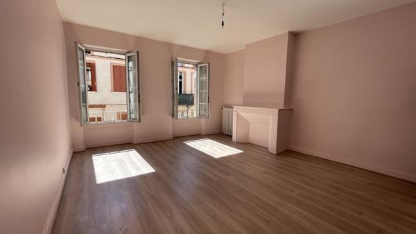 Maison à vendre |  Beaumont-de-Lomagne |  7 pièces | 175 m²