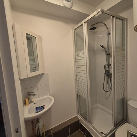 Montreuil (93100) Montreuil – Studio 26,49 m² à louer – Proche métro Robespierre – 795 € CC