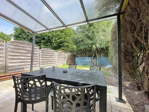 MAGNIFIQUE !!! MAISON FAMILIALE ENTIEREMENT RENOVEE 3 CHAMBRES ET UN GARAGE