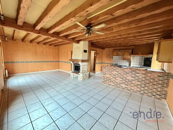 Pavillon 100 m² avec sous-sol complet – Fort potentiel – Héricourt