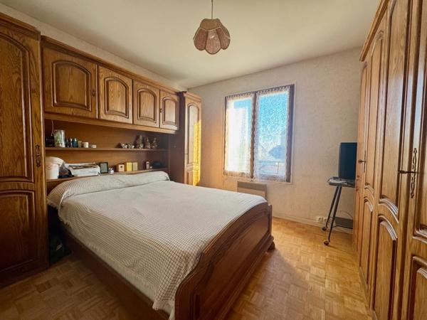 Soissons (02200) LIMITROPHE POMMIERS