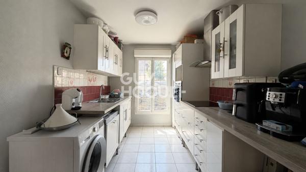 Maison Saint Denis