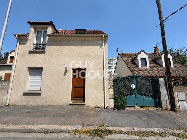 Maison Saint Denis