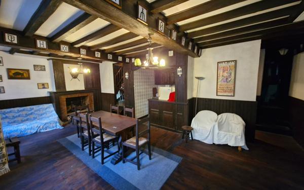 Maison à vendre    10 pièces •  Mugron